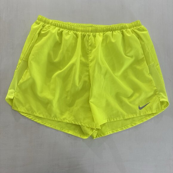 Nike Dri-Fit Challenger Shorts Mens 2XL Neon Volt Yellow Brief Lined 5” Inseam - Picture 1 of 16